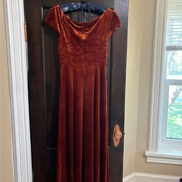 Burnt Orange Velvet Dress - Picture 3 of 6
